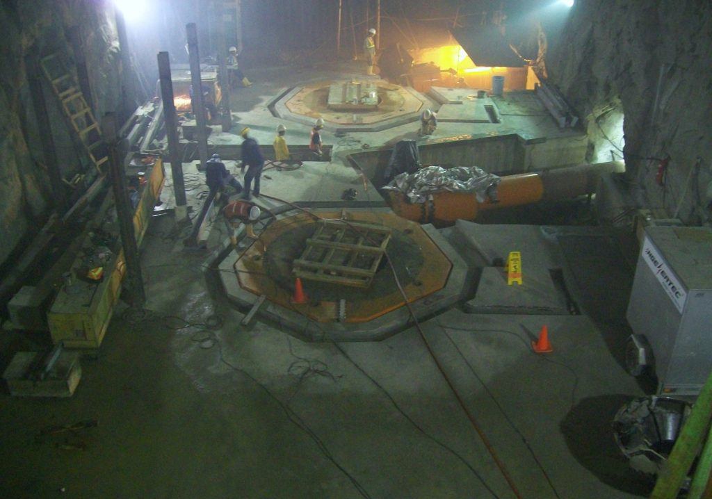 Construcción microcentral hidroeléctrica Montañitas