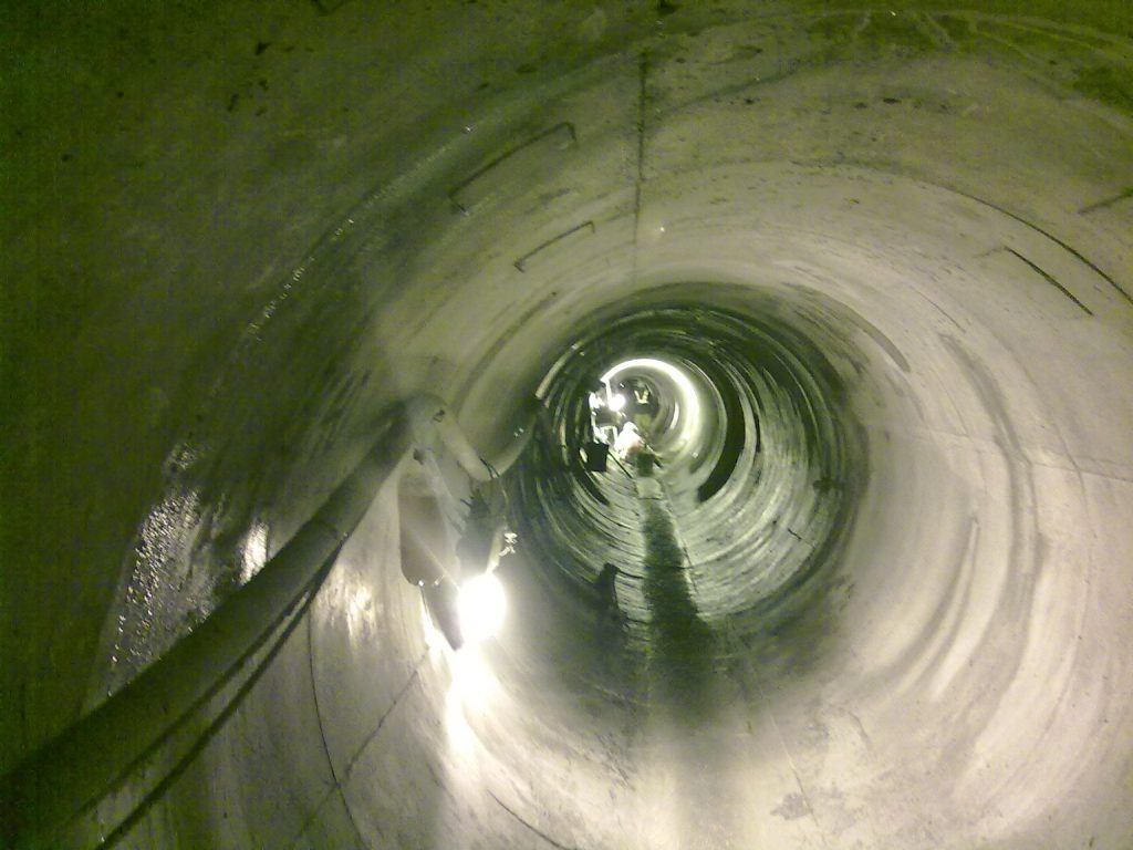 Construcción microcentral hidroeléctrica Montañitas