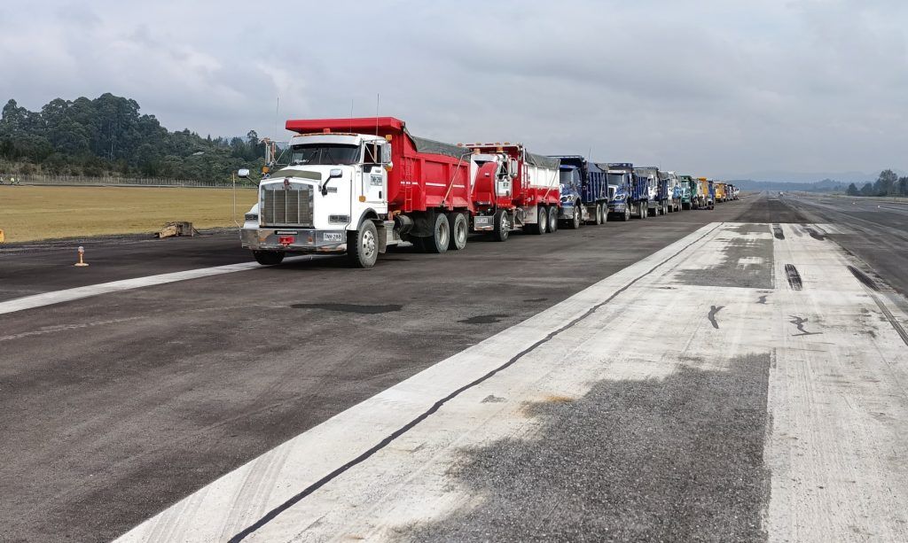 Fresado y Pavimentacion Pista - Aeropuerto J.M.C.