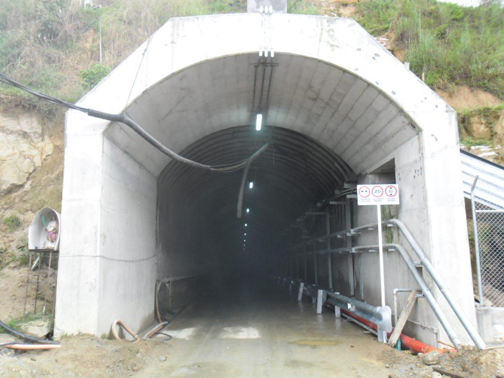 Construcción microcentral hidroeléctrica Montañitas