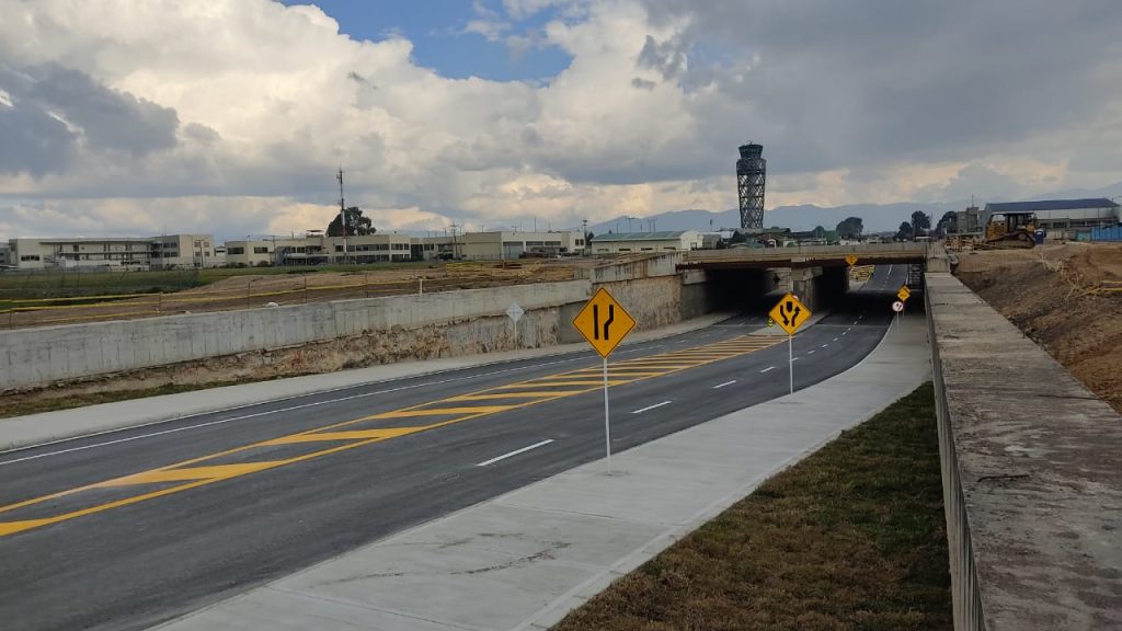 Construcción calle de rodaje Lima - Aeropuerto el Dorado